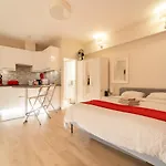 Luxury Studio In The Eu Area